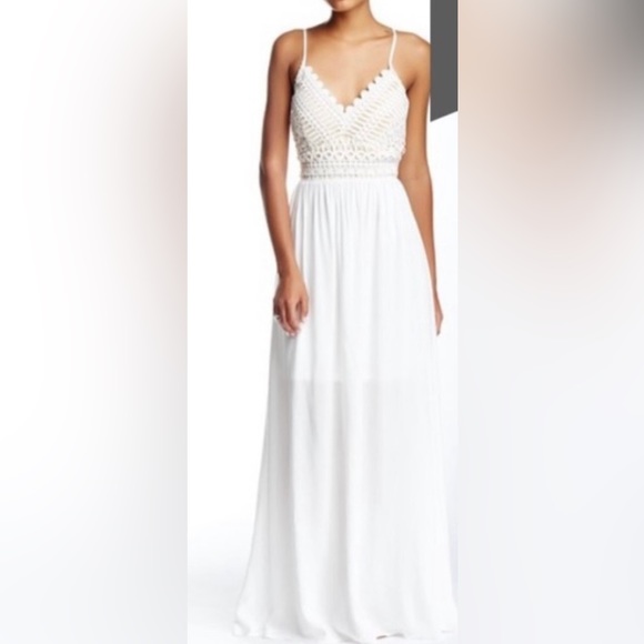 Soieblu Dresses & Skirts - Soiéblue Lace Bodice Maxi Dress